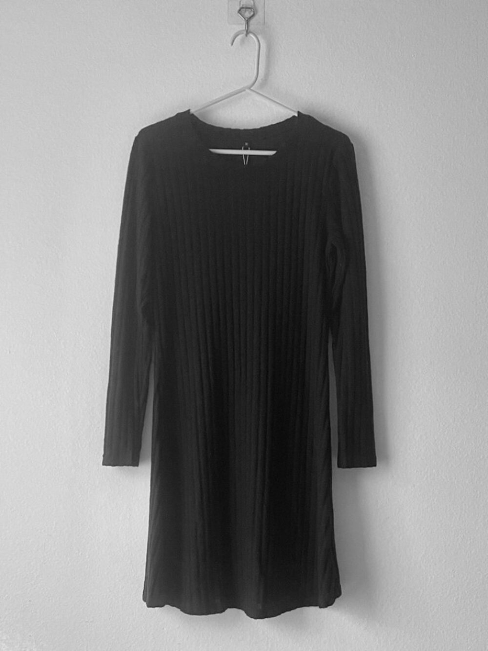 Black Ribbed Knit Long Sleeve Dress